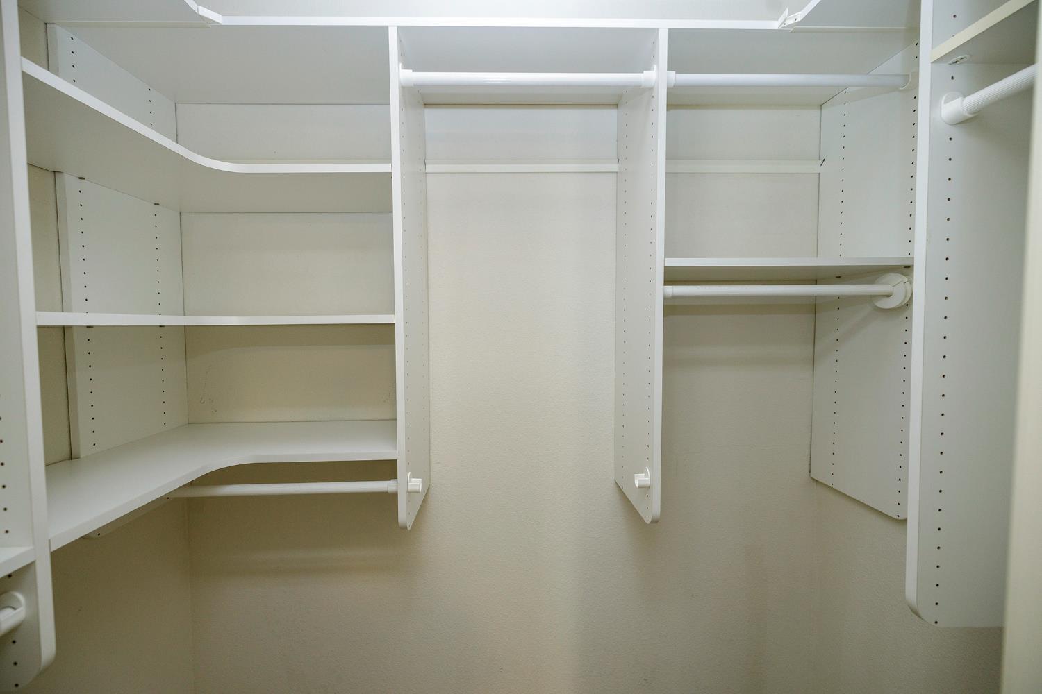 2708 Lake Front Ct, Modesto, CA 95355