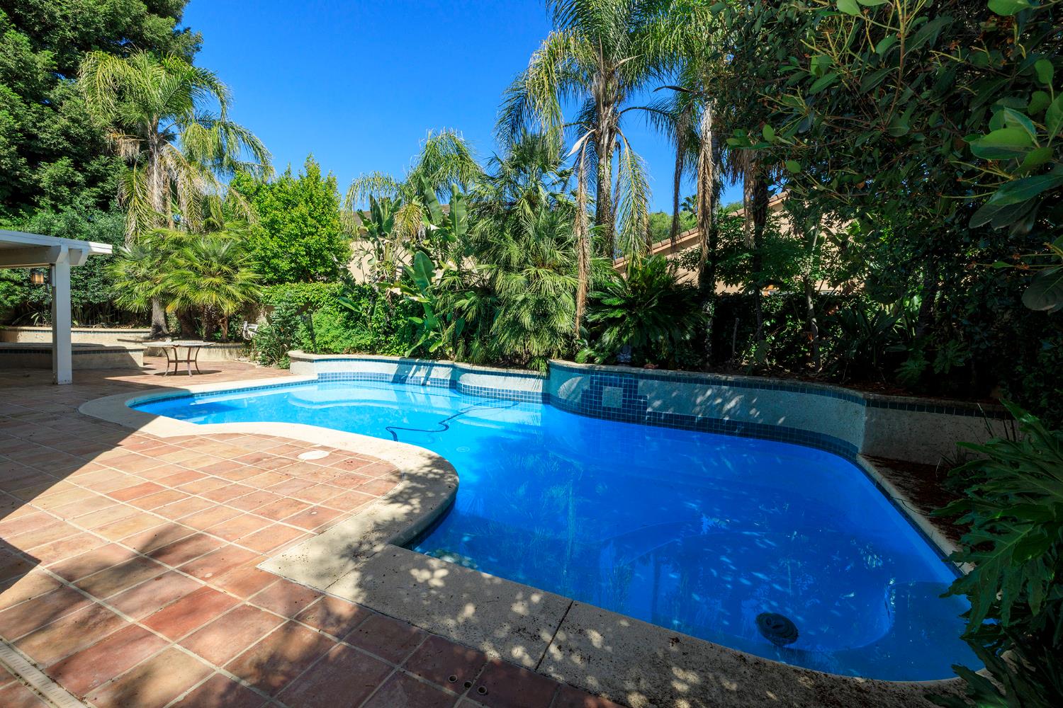 2708 Lake Front Ct, Modesto, CA 95355