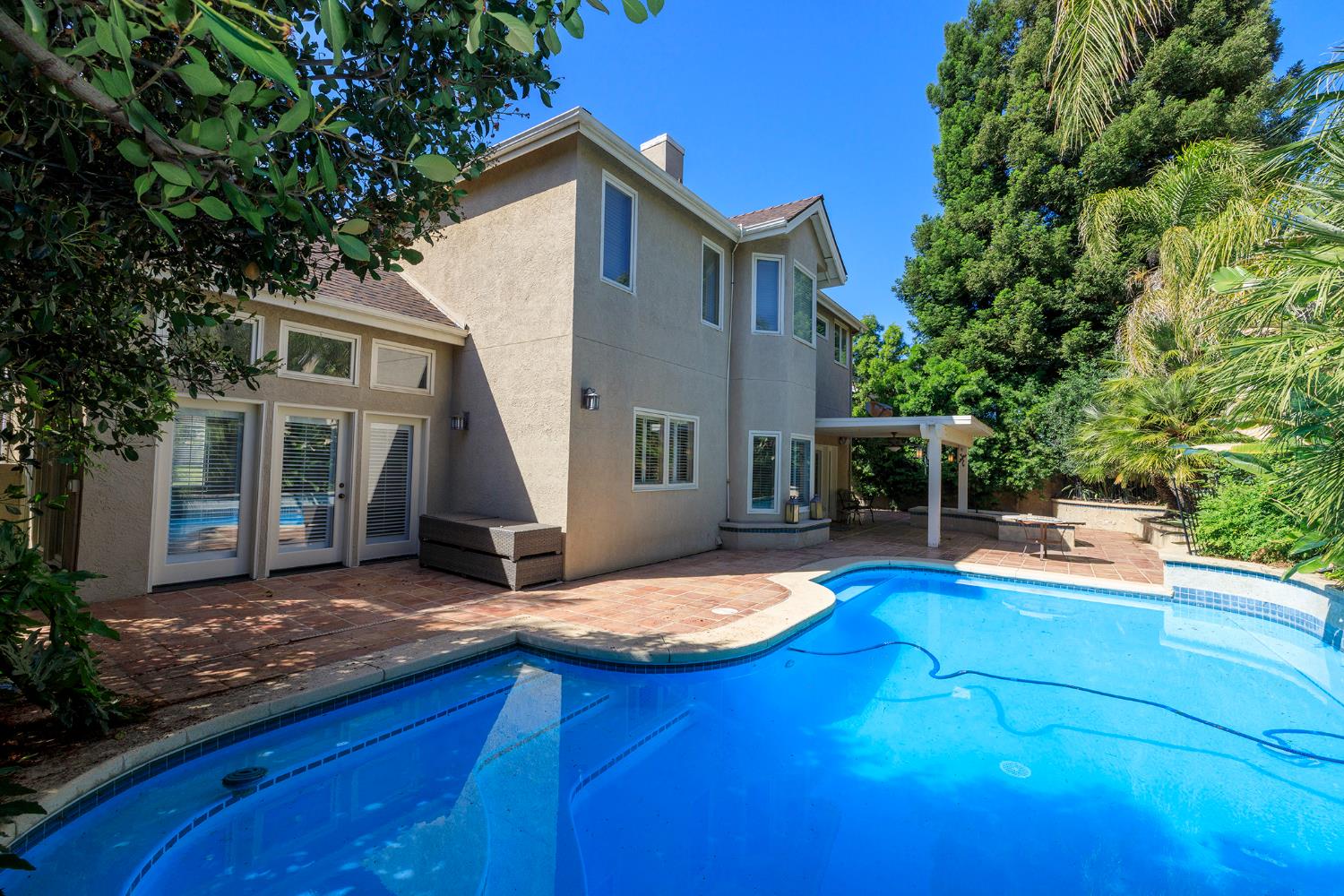 2708 Lake Front Ct, Modesto, CA 95355