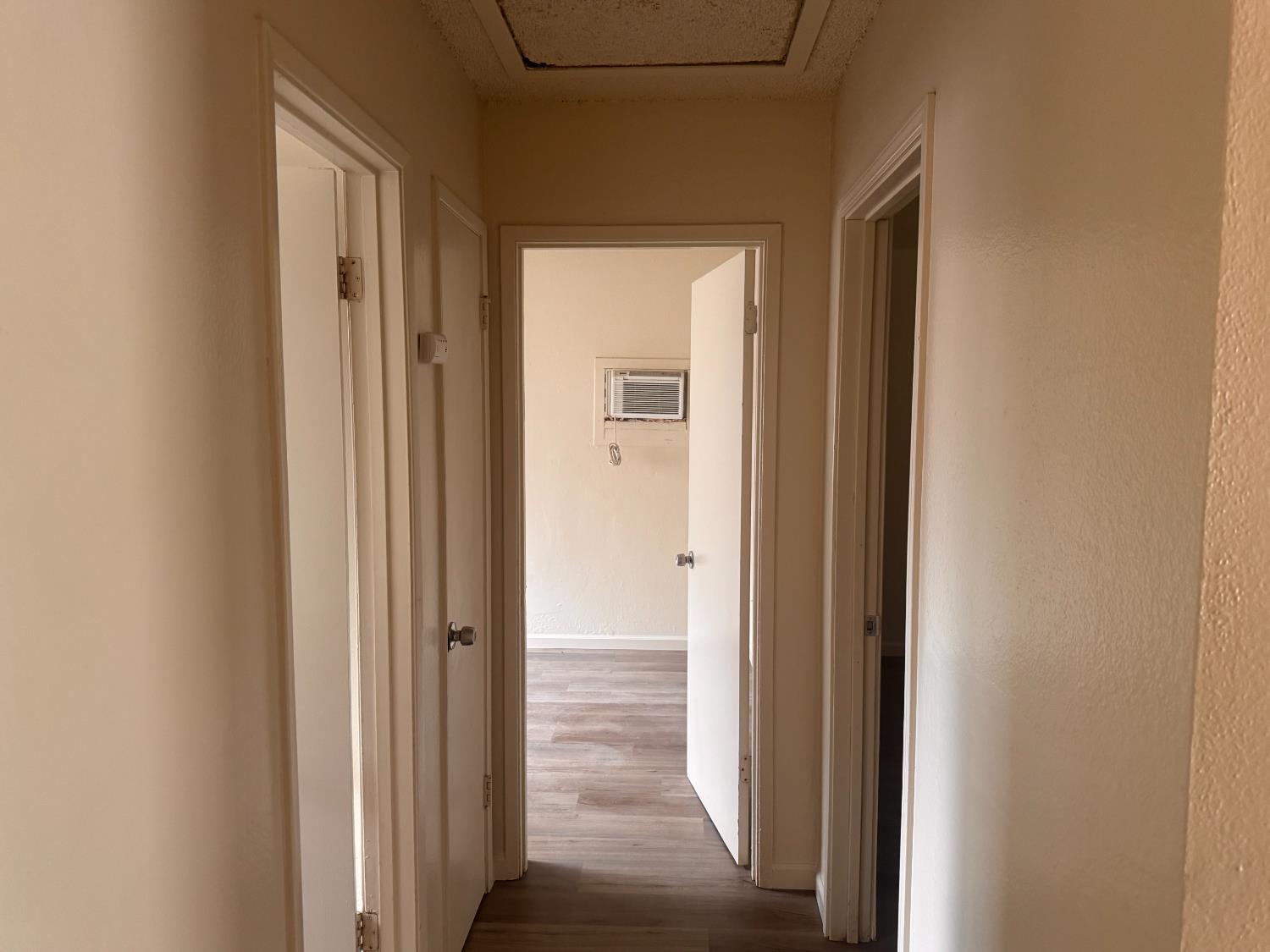 907 Empire Ave, Modesto, CA 95354