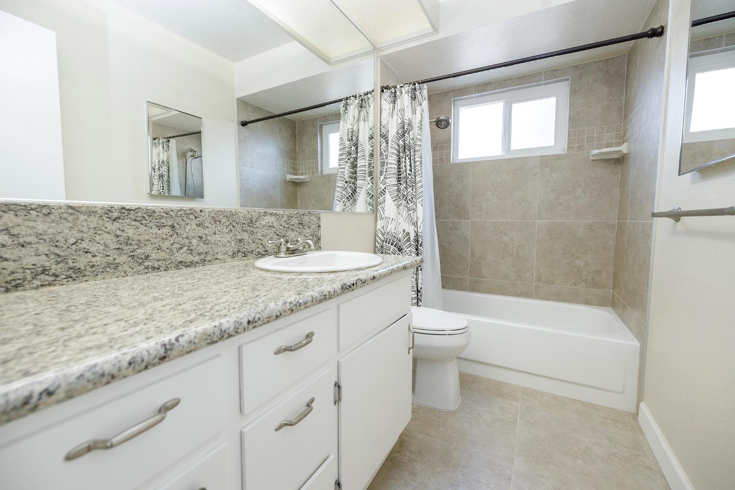 3600 Zachary Ct, Modesto, CA 95355