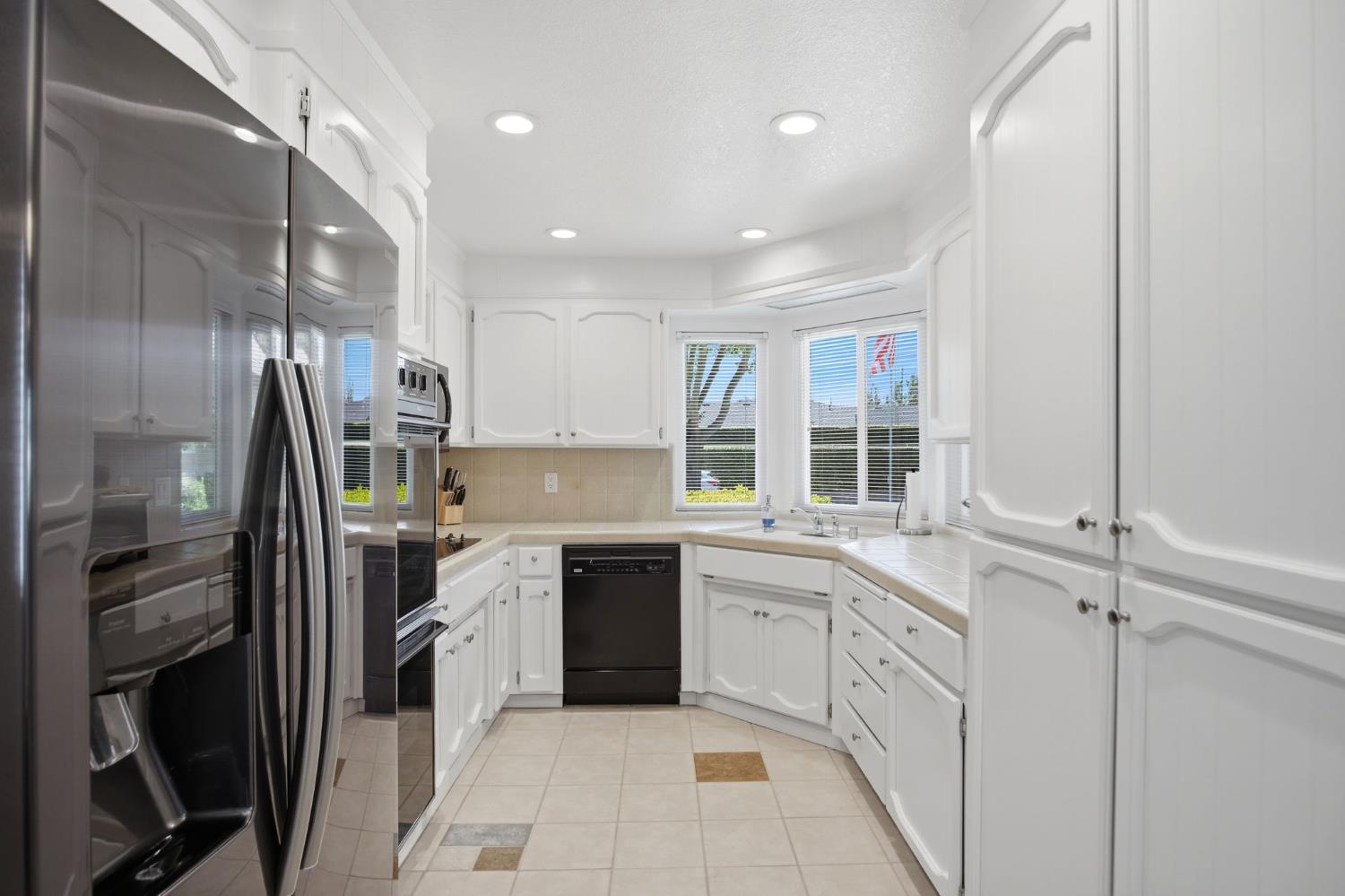 1905 Ursini Ln, Modesto, CA 95355