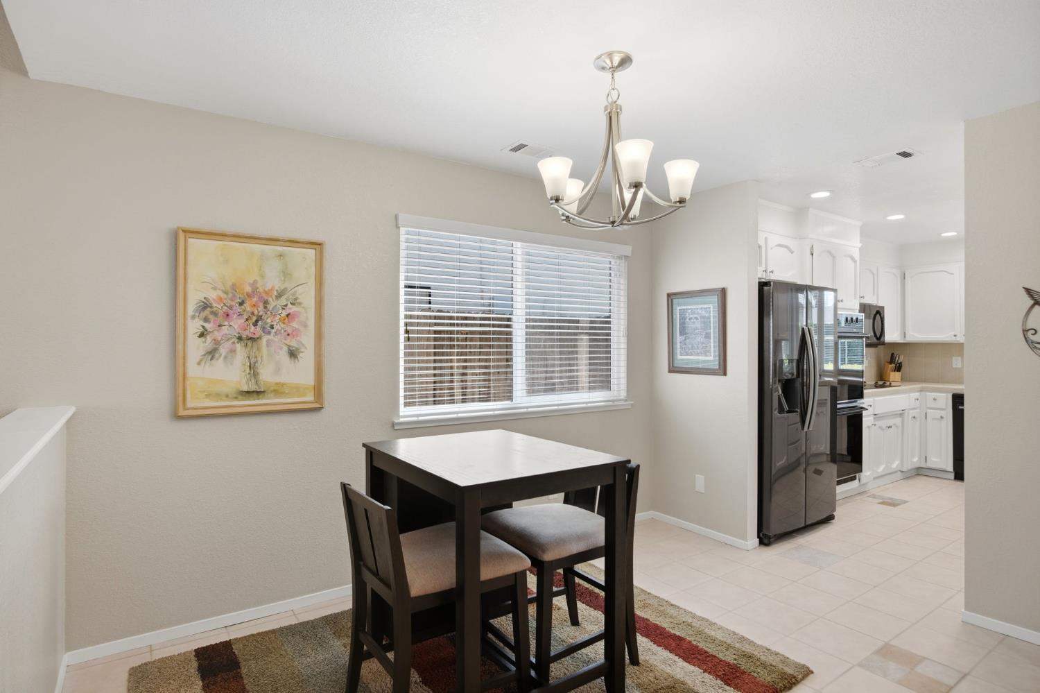 1905 Ursini Ln, Modesto, CA 95355