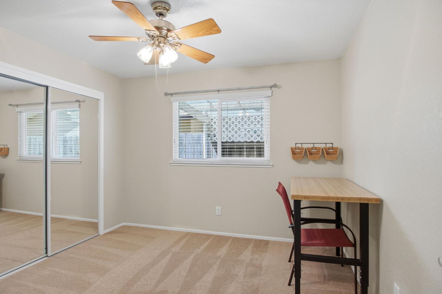 1905 Ursini Ln, Modesto, CA 95355