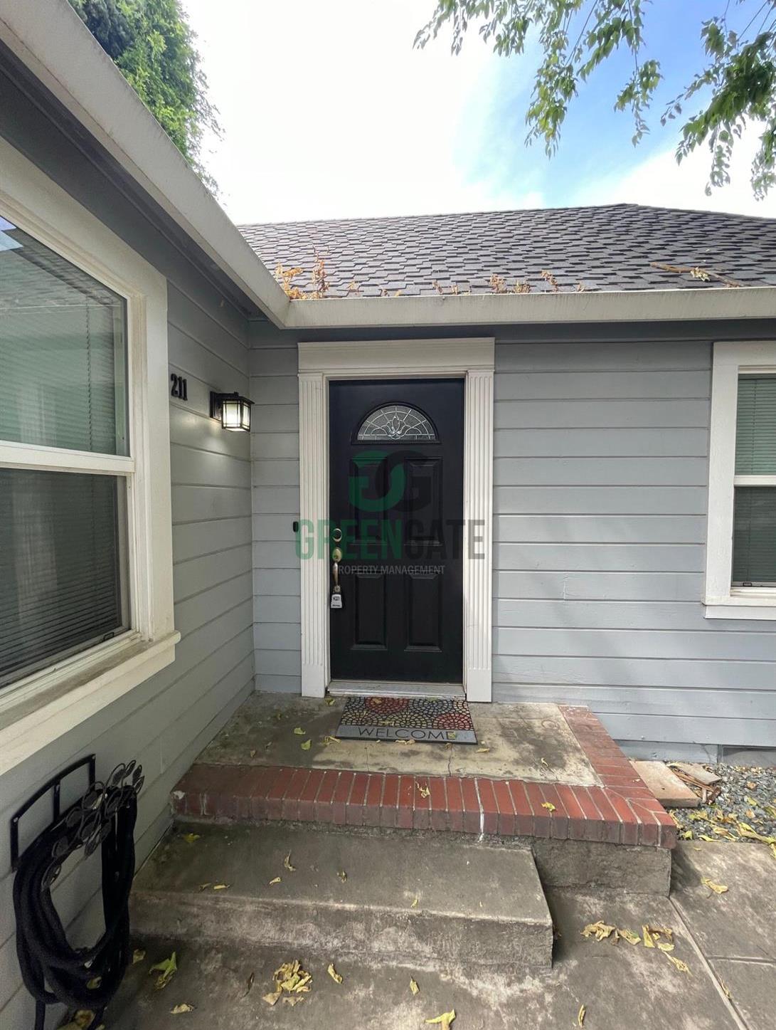 211 Virginia Ave, Modesto, CA 95354