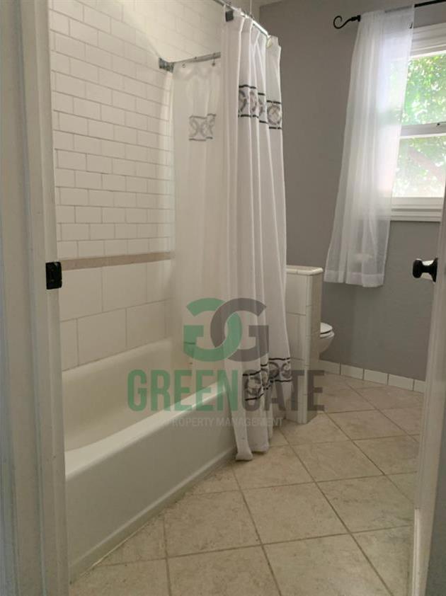 211 Virginia Ave, Modesto, CA 95354