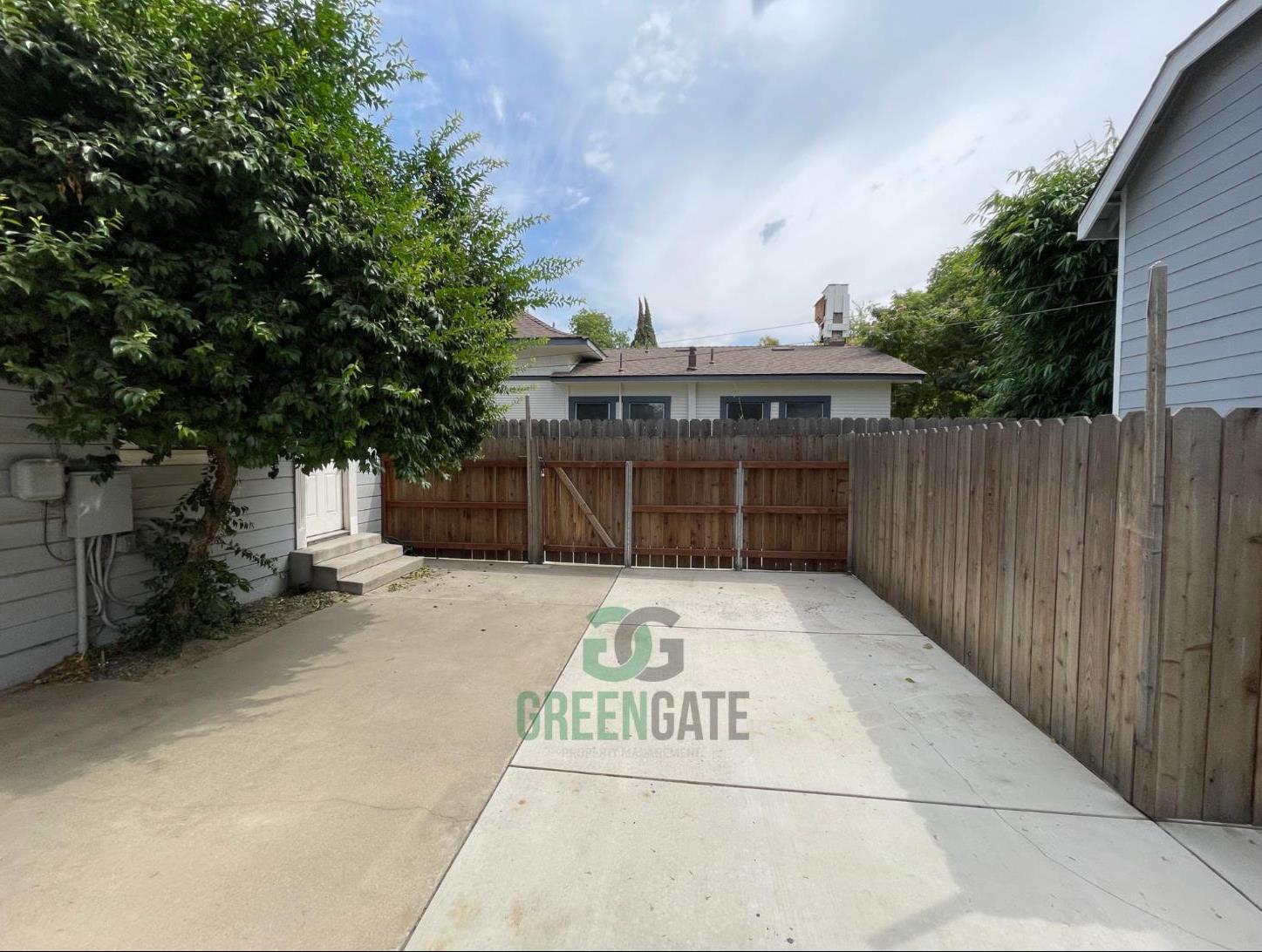 211 Virginia Ave, Modesto, CA 95354