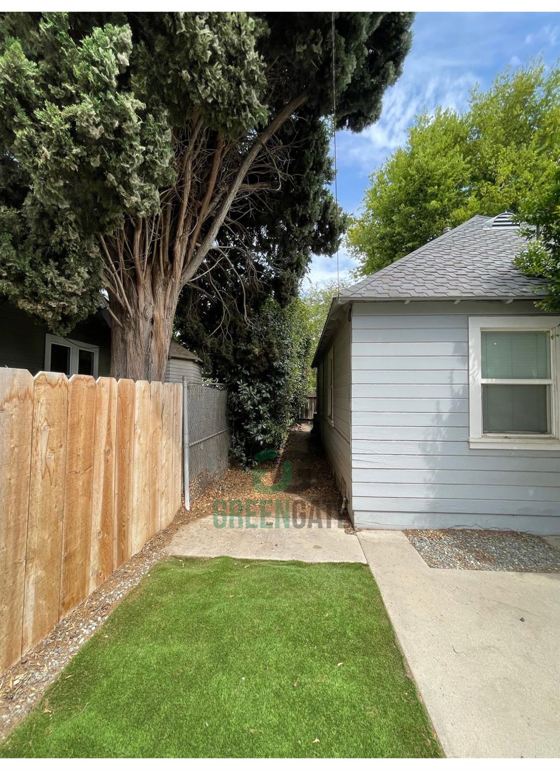 211 Virginia Ave, Modesto, CA 95354