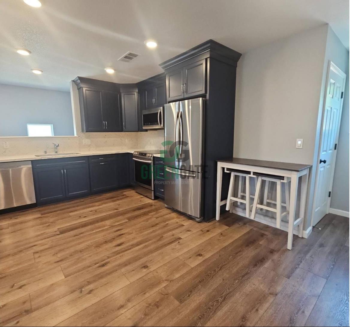 211 Virginia Ave, Modesto, CA 95354