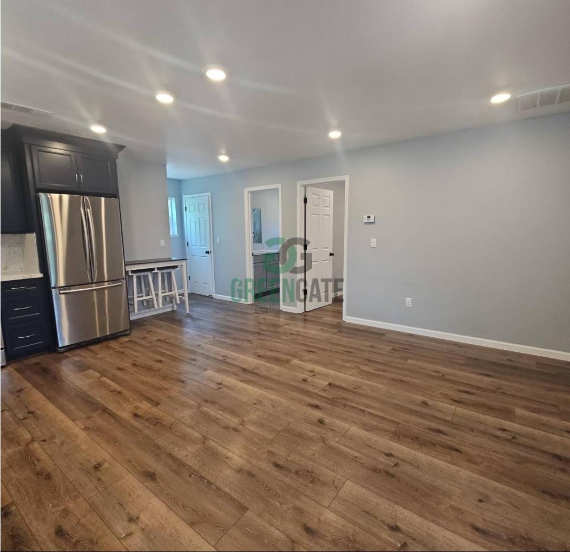 211 Virginia Ave, Modesto, CA 95354