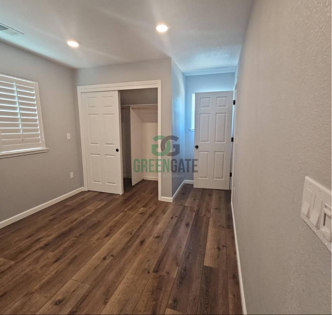 211 Virginia Ave, Modesto, CA 95354