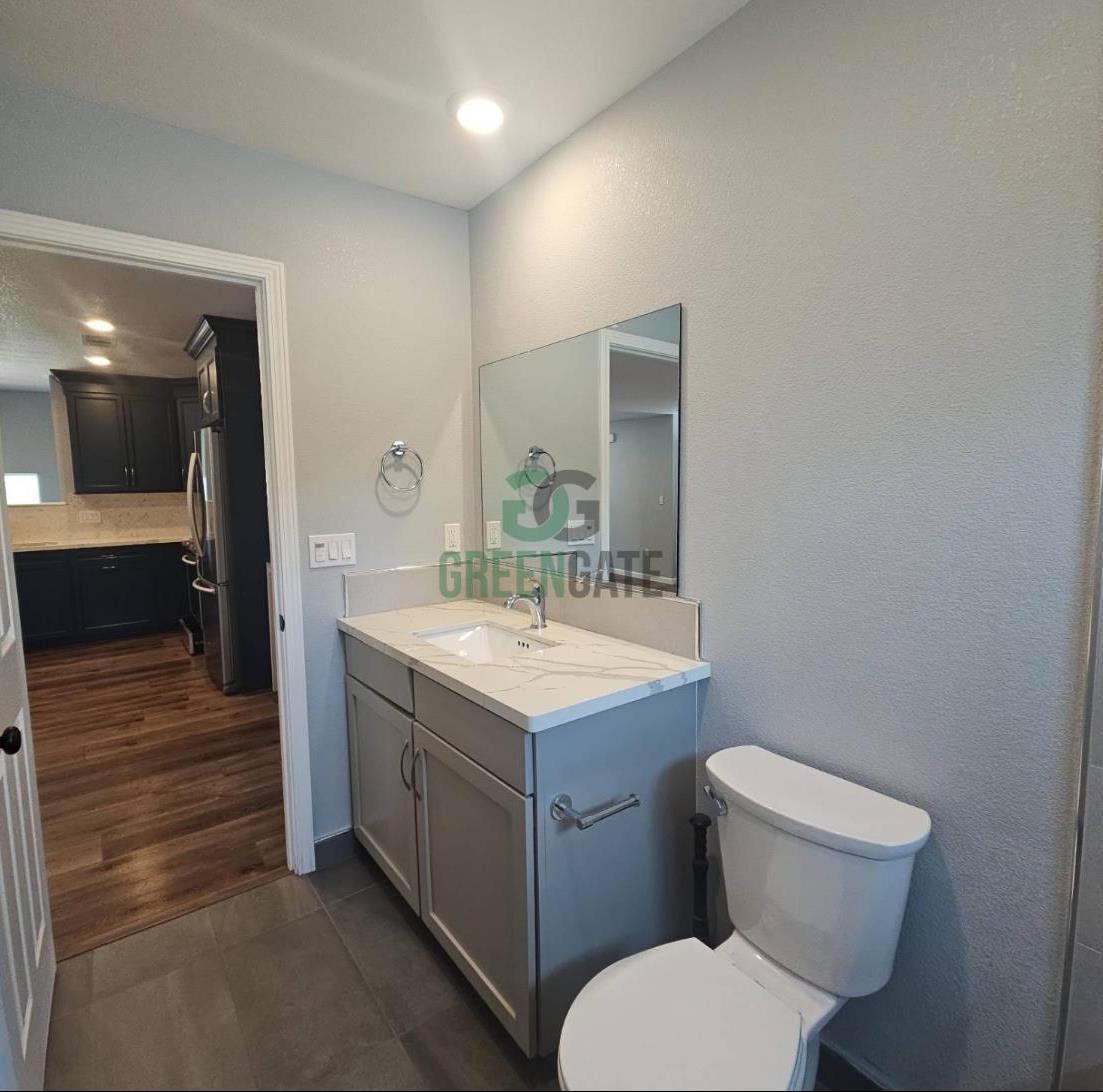 211 Virginia Ave, Modesto, CA 95354