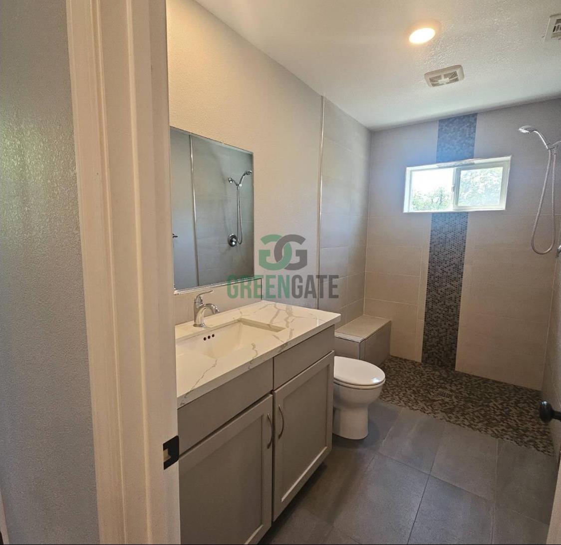 211 Virginia Ave, Modesto, CA 95354