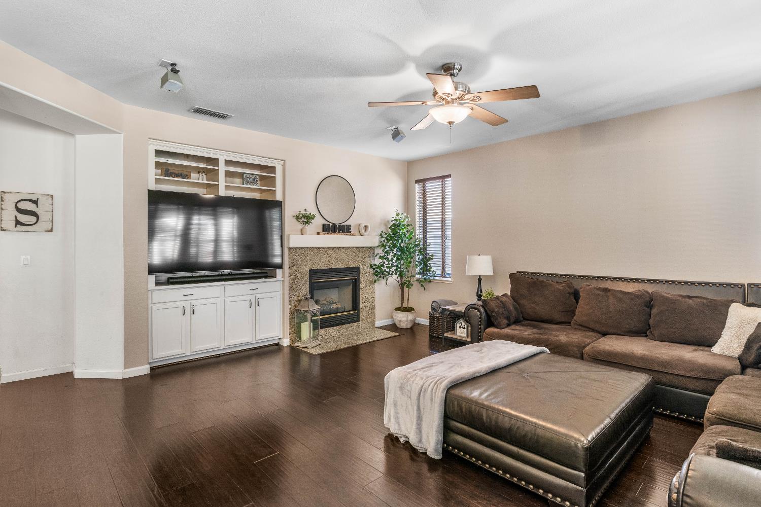 1777 Daniel Dr, Ripon, CA 95366