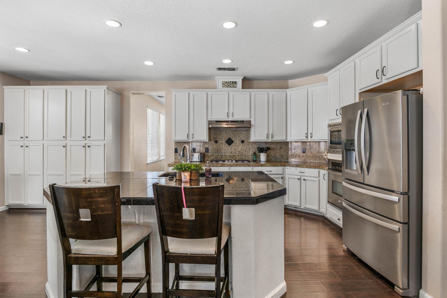 1777 Daniel Dr, Ripon, CA 95366