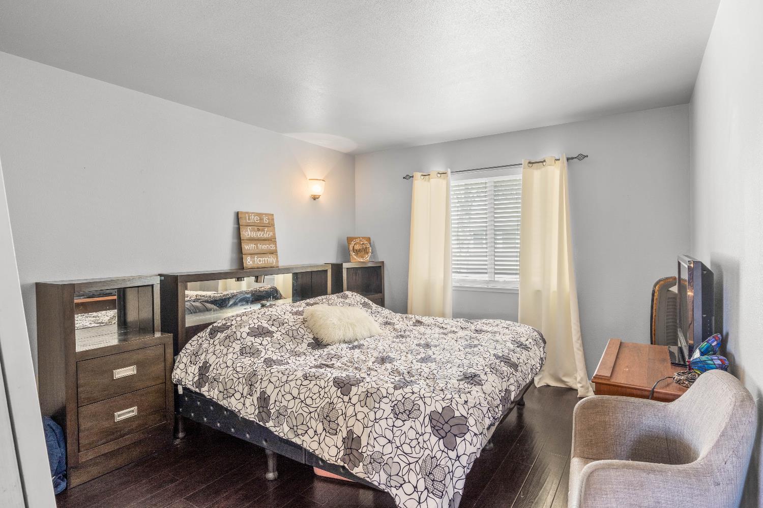 1777 Daniel Dr, Ripon, CA 95366