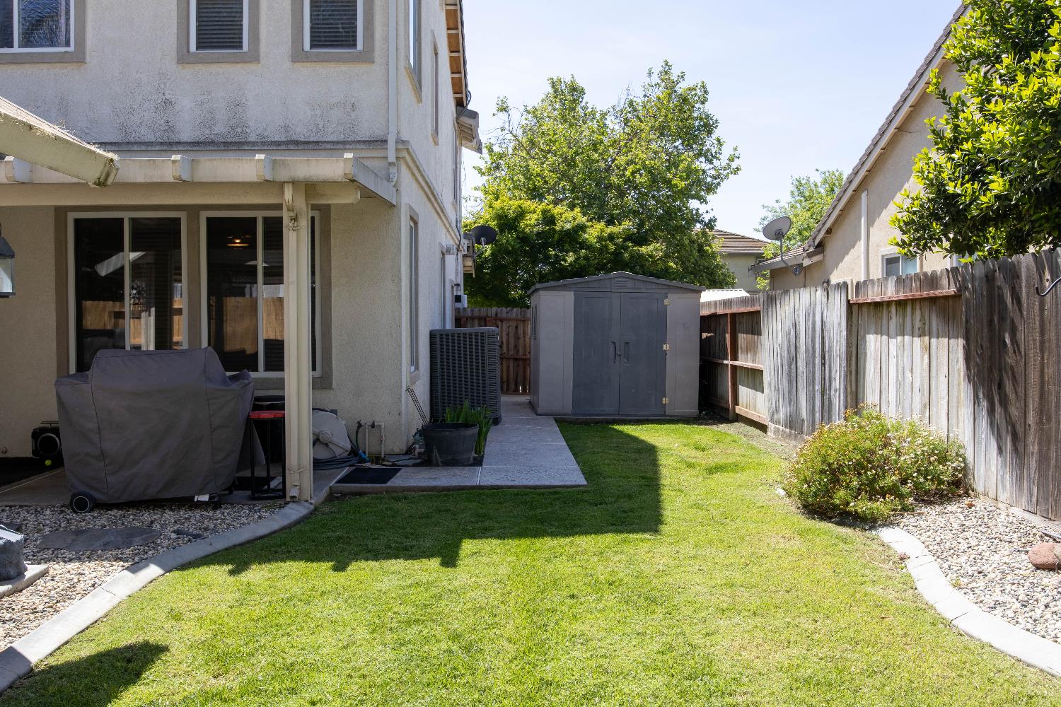 1777 Daniel Dr, Ripon, CA 95366