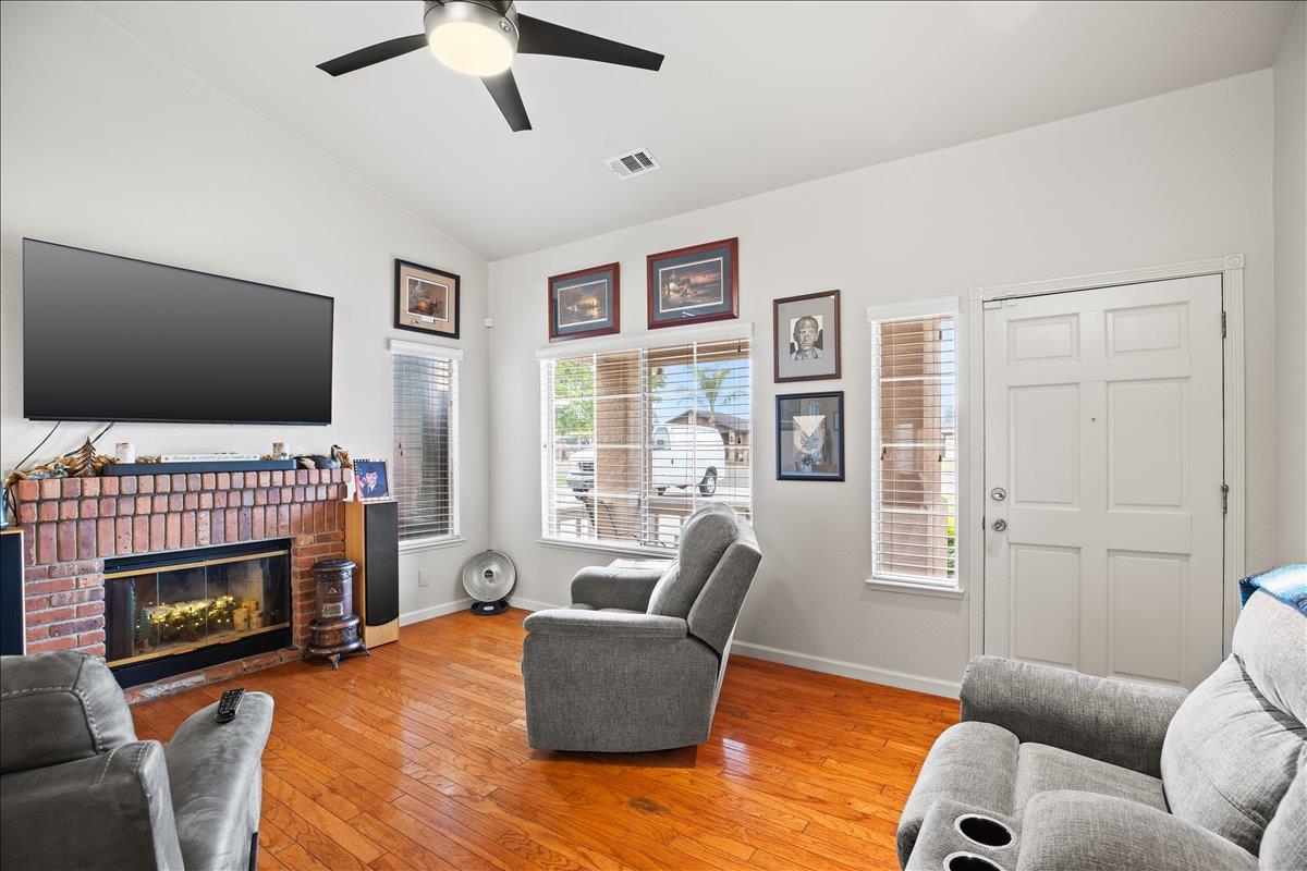 840 N Central, Modesto, CA 95351