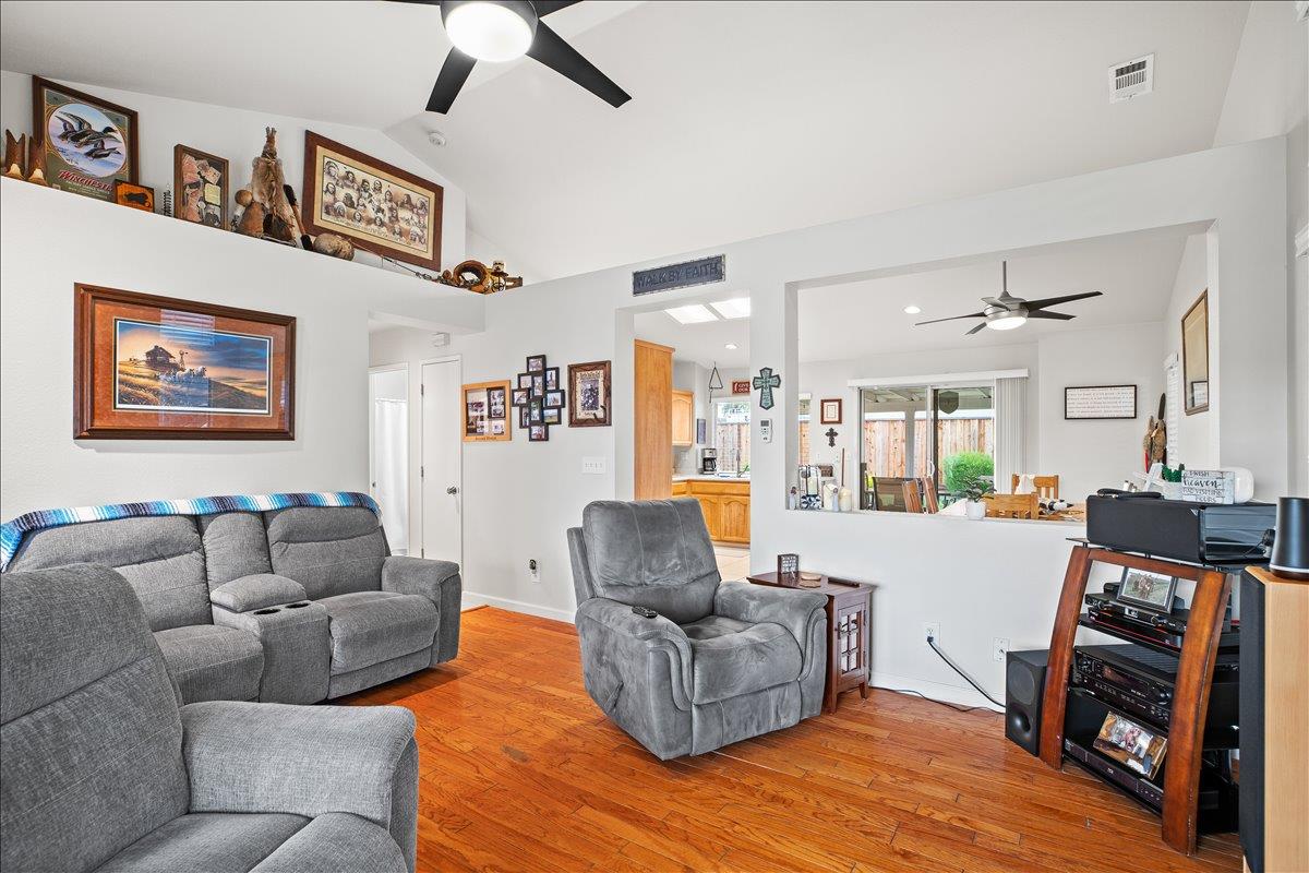 840 N Central, Modesto, CA 95351