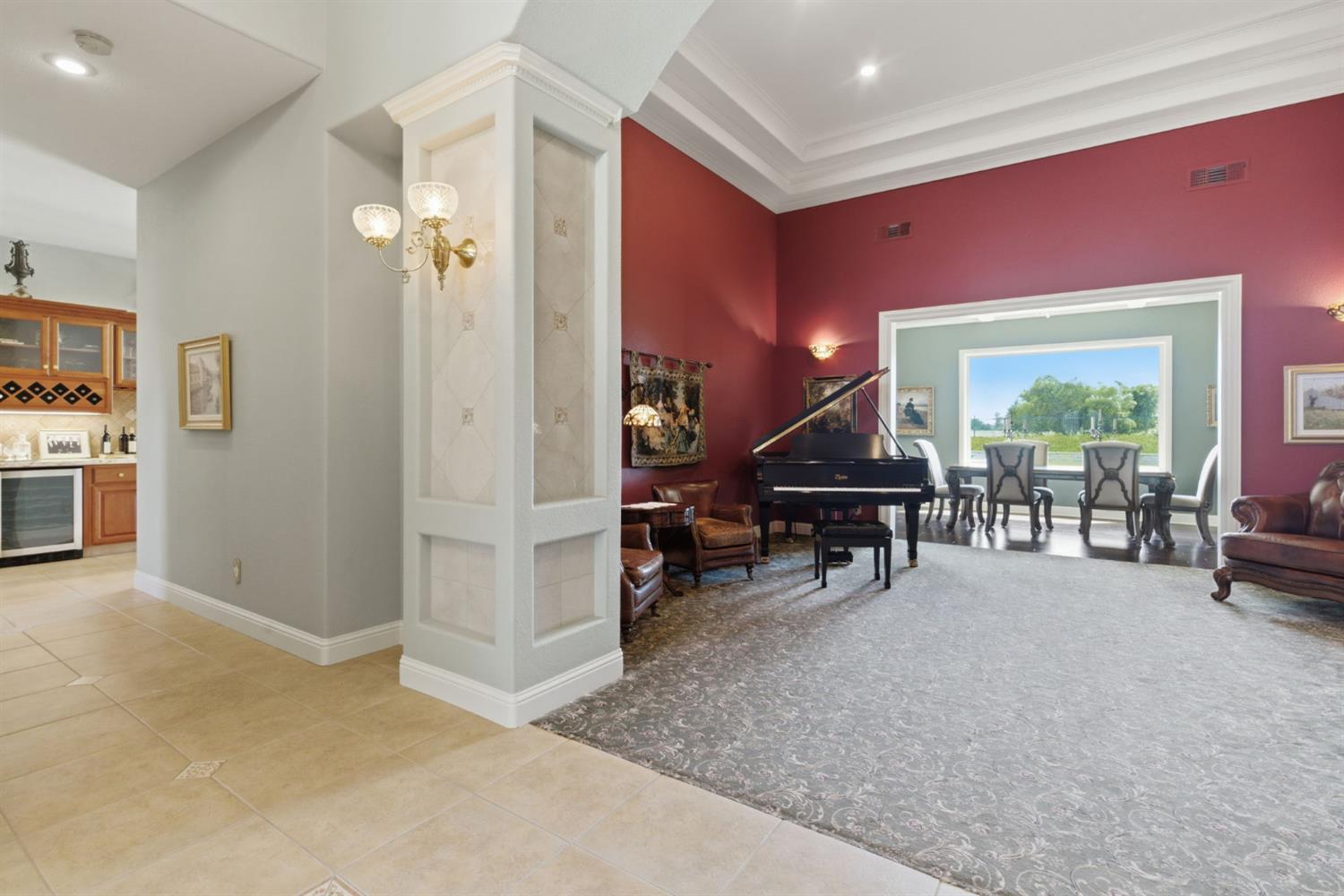 1418 Riverview Cir #E, Ripon, CA 95366