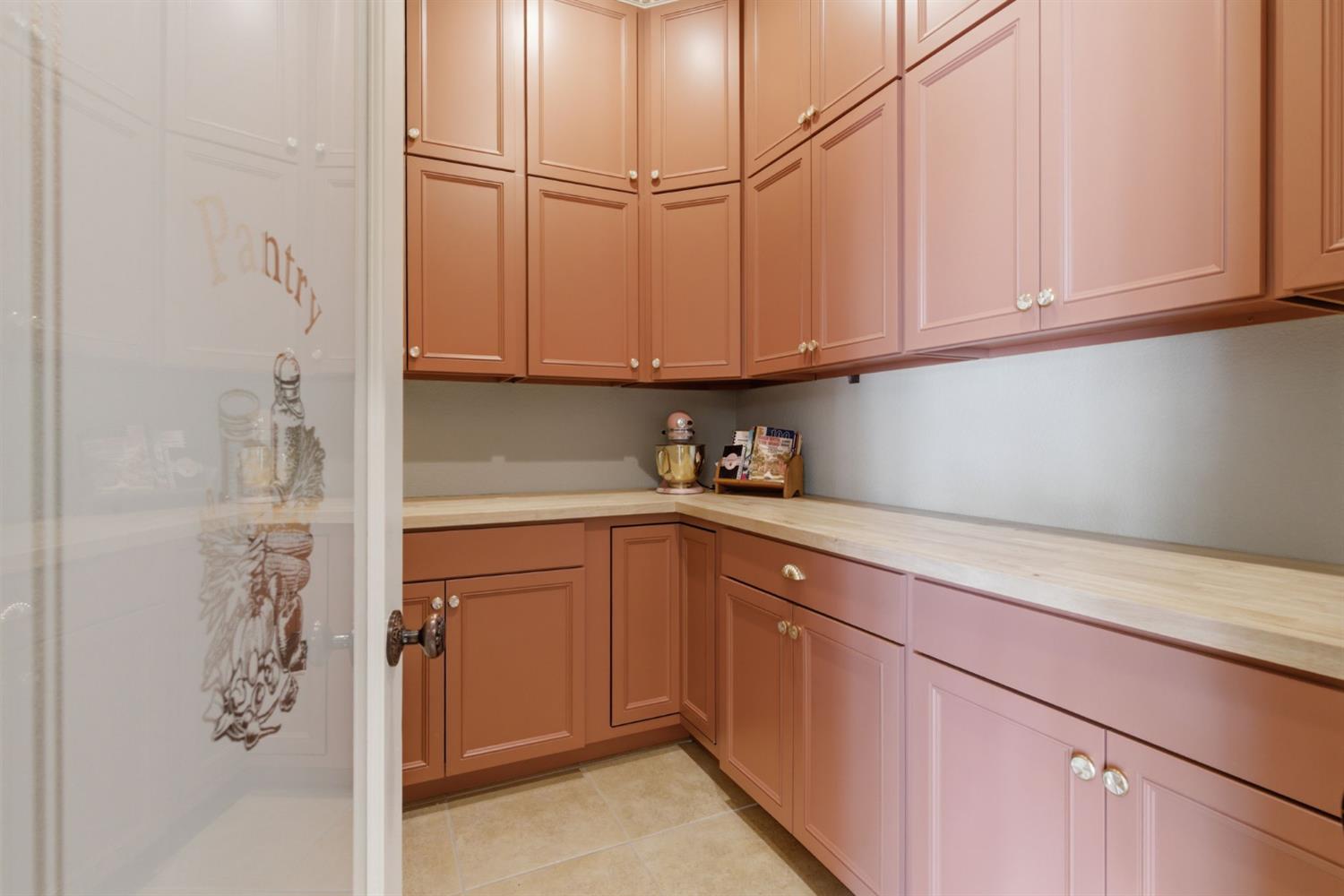 1418 Riverview Cir #E, Ripon, CA 95366