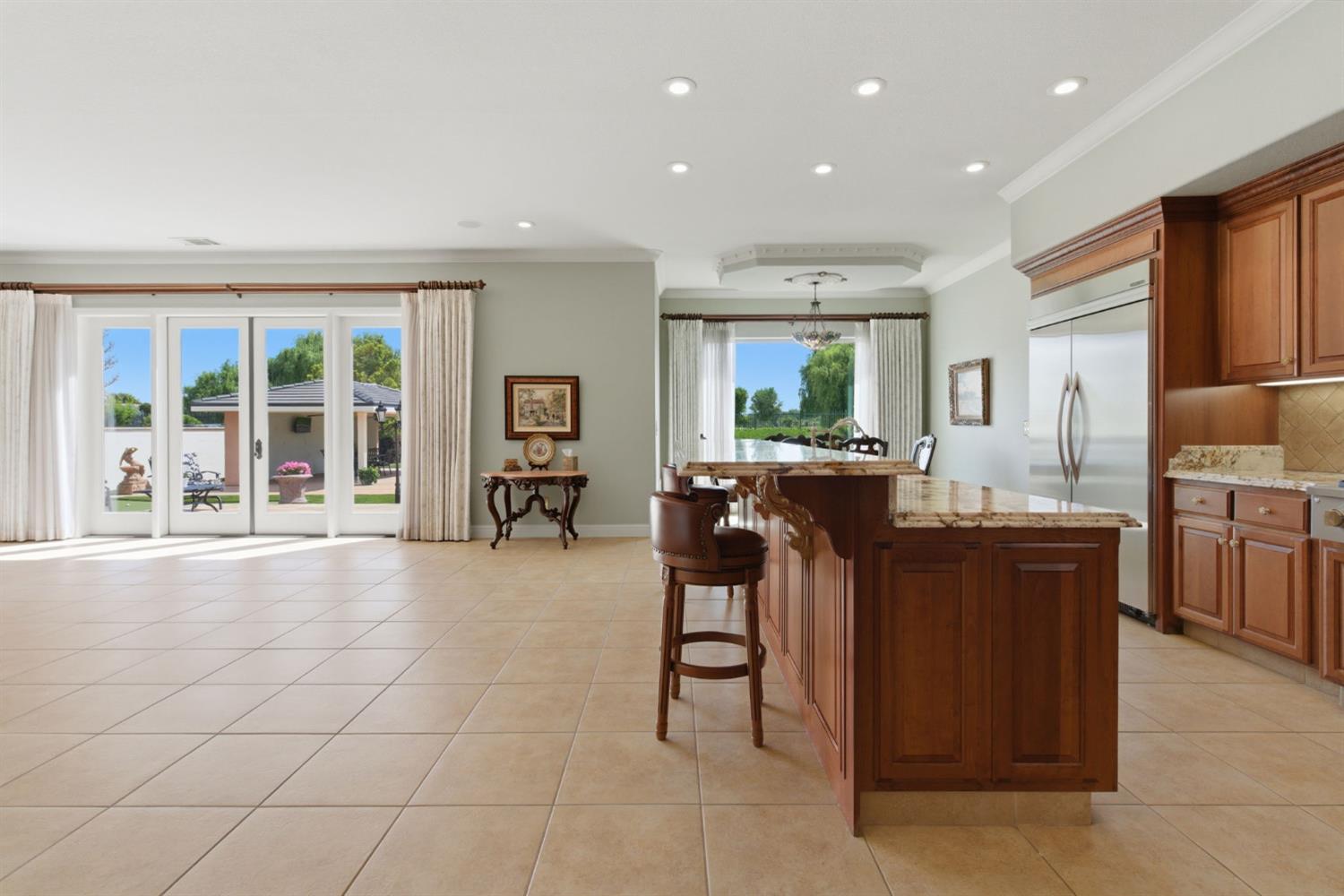 1418 Riverview Cir #E, Ripon, CA 95366