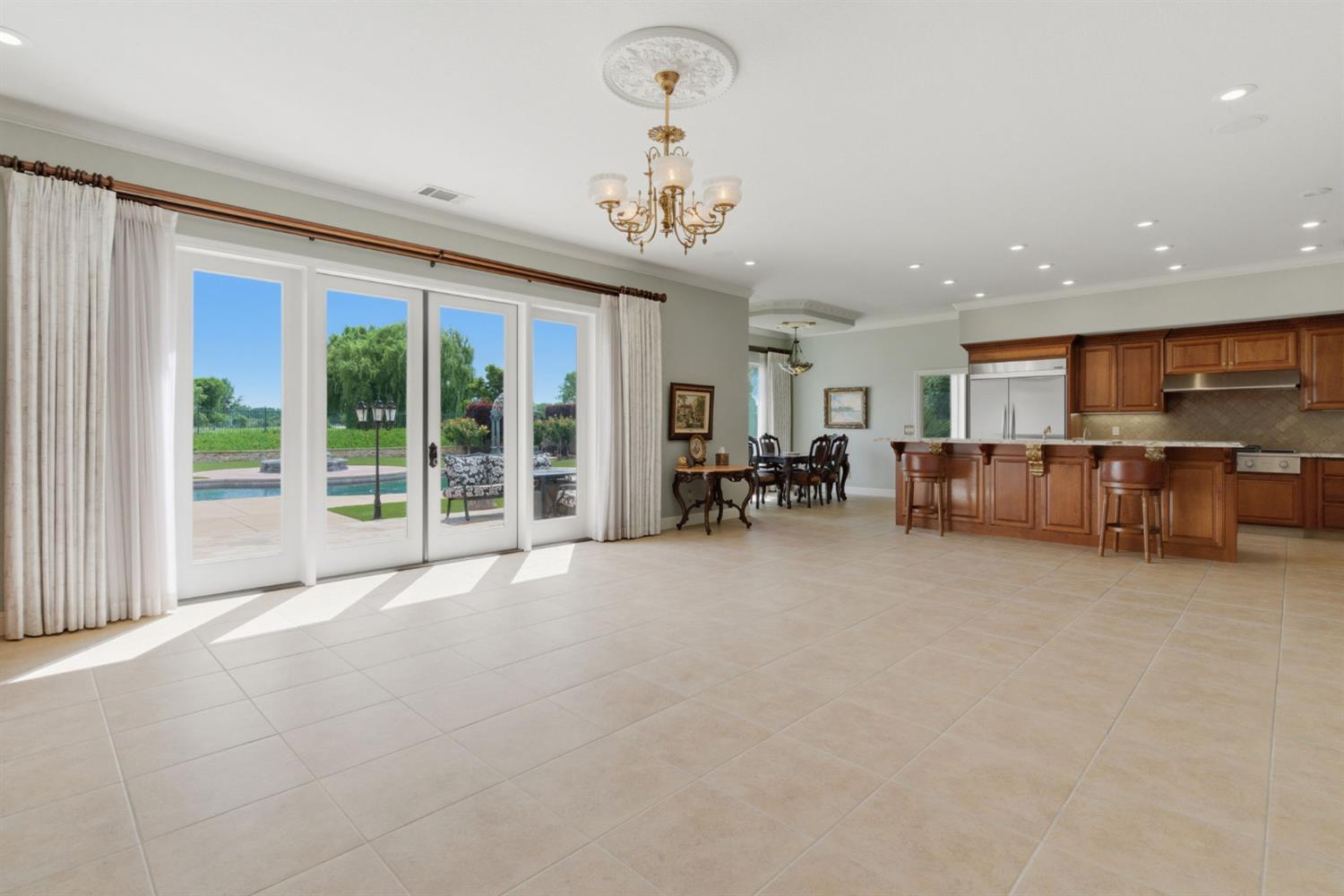 1418 Riverview Cir #E, Ripon, CA 95366