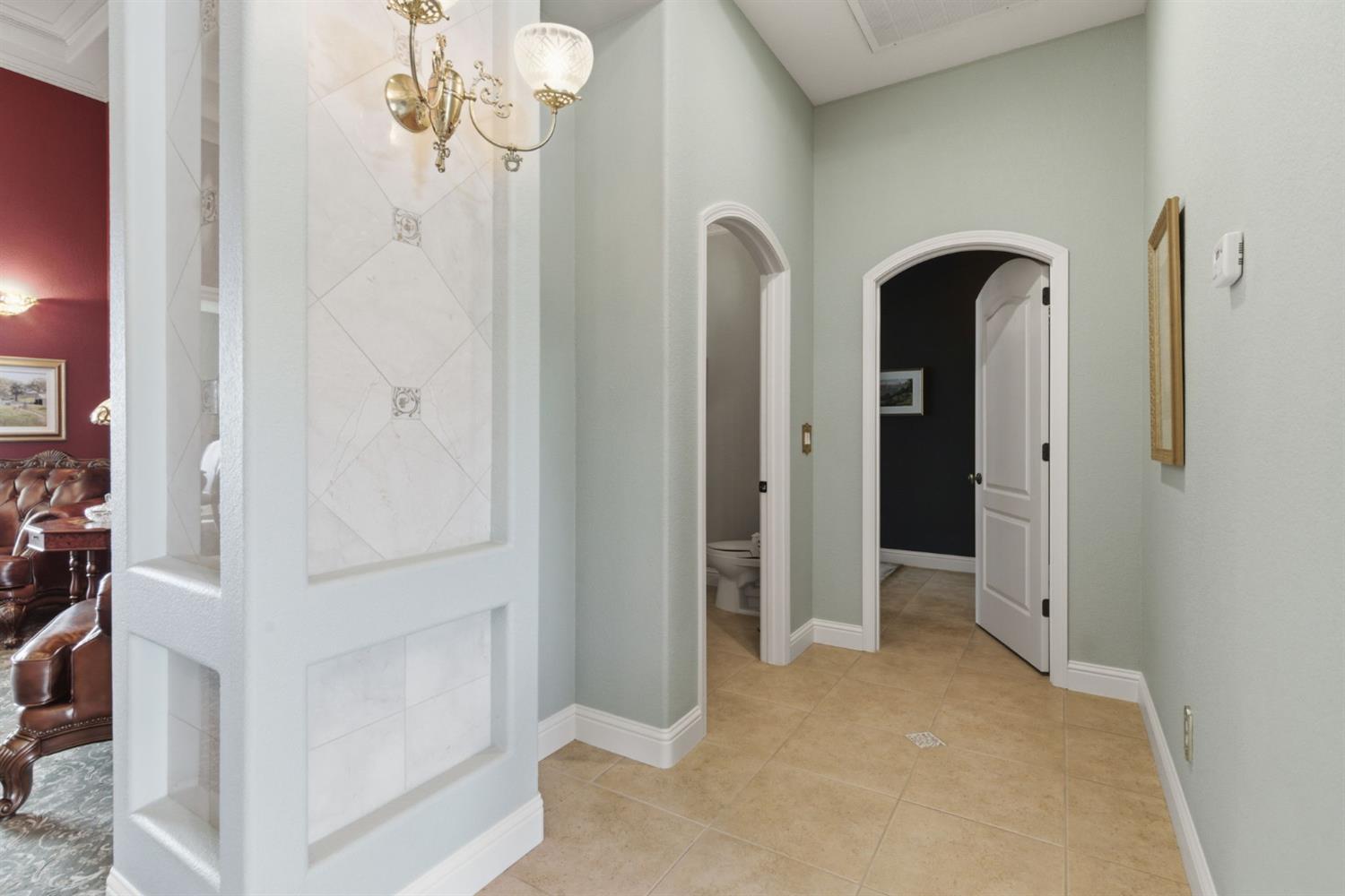 1418 Riverview Cir #E, Ripon, CA 95366