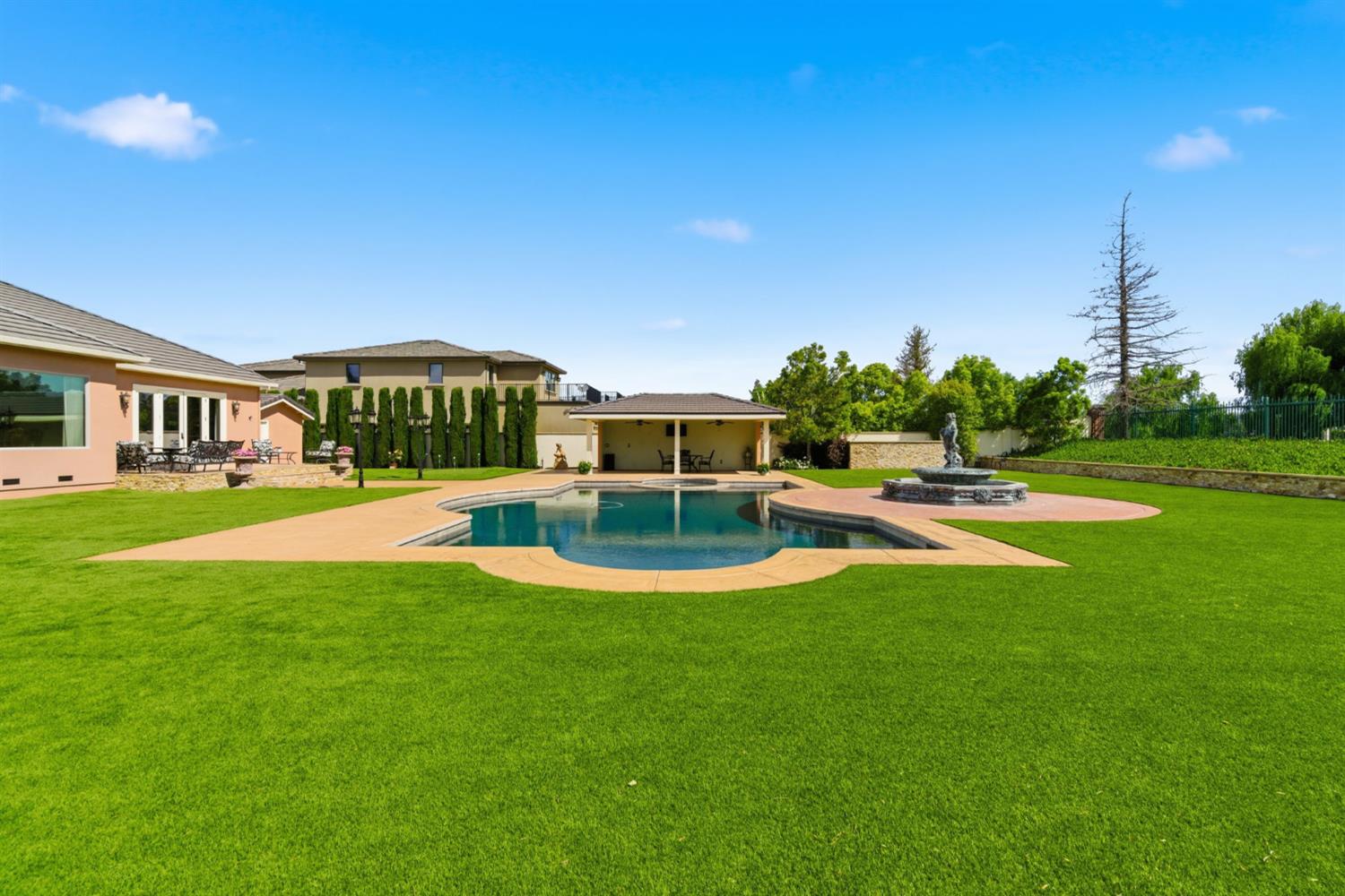 1418 Riverview Cir #E, Ripon, CA 95366