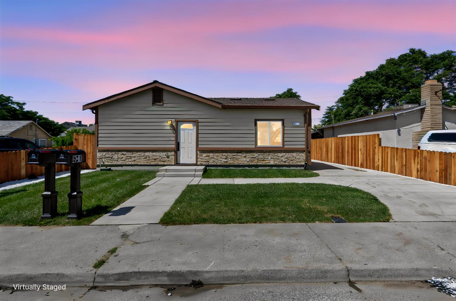 821 Nevada St, Manteca, CA 95337