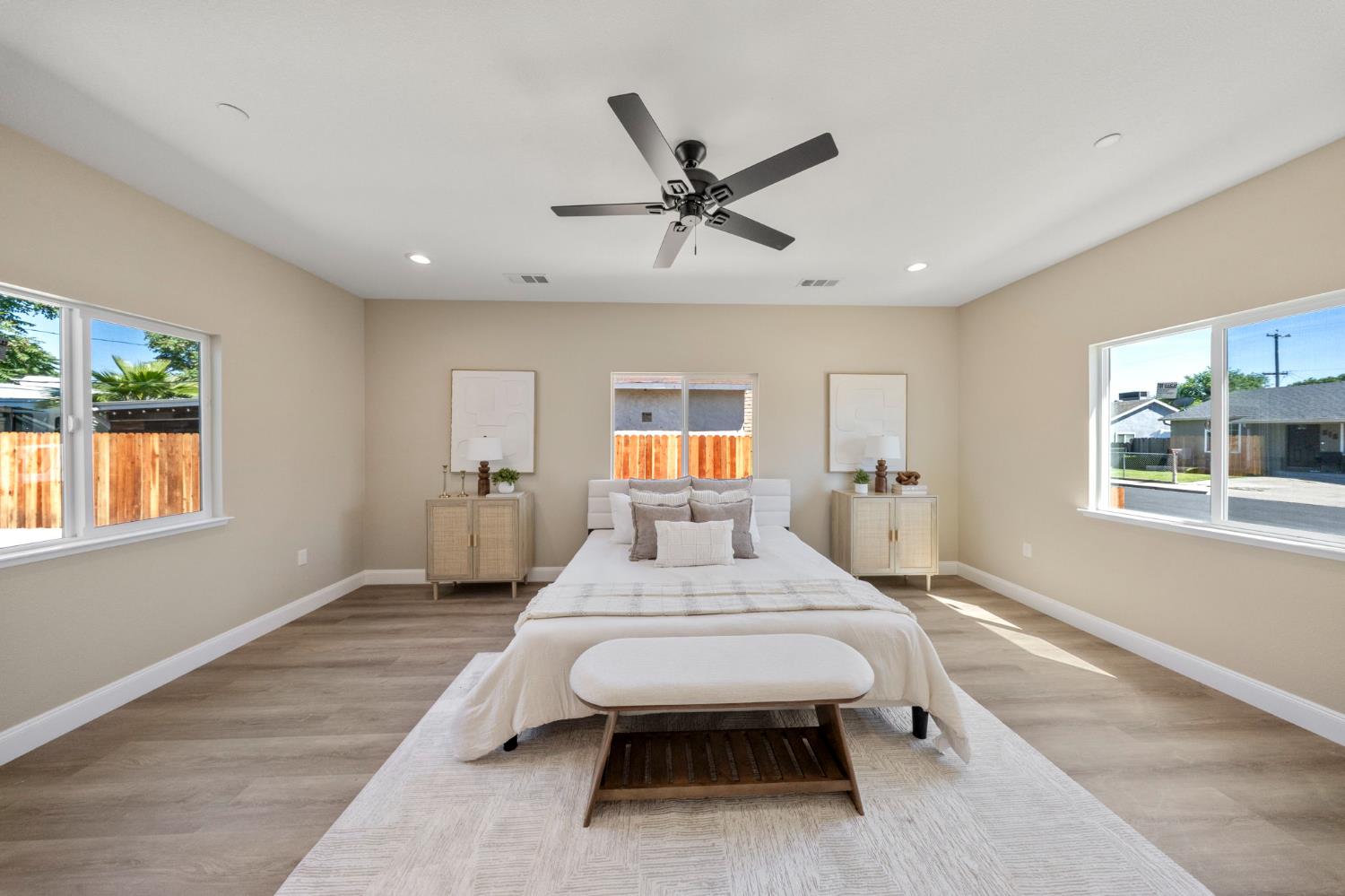 821 Nevada St, Manteca, CA 95337