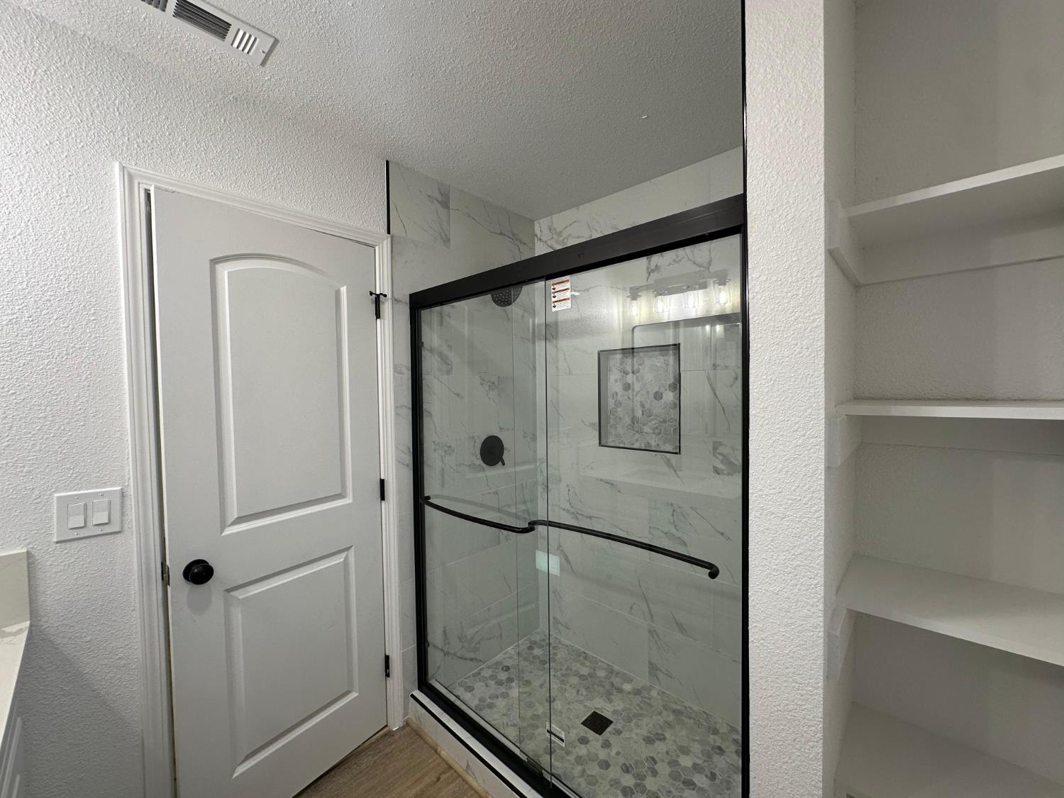 13000 Lorenzo Ct, Hickman, CA 95323