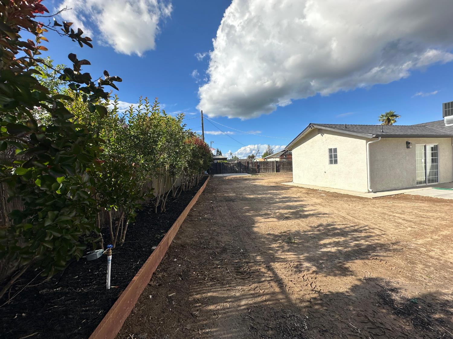 13000 Lorenzo Ct, Hickman, CA 95323