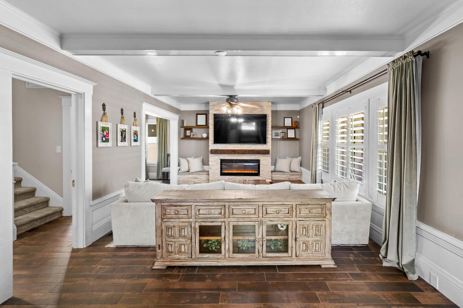 747 Palm Ave, Ripon, CA 95366