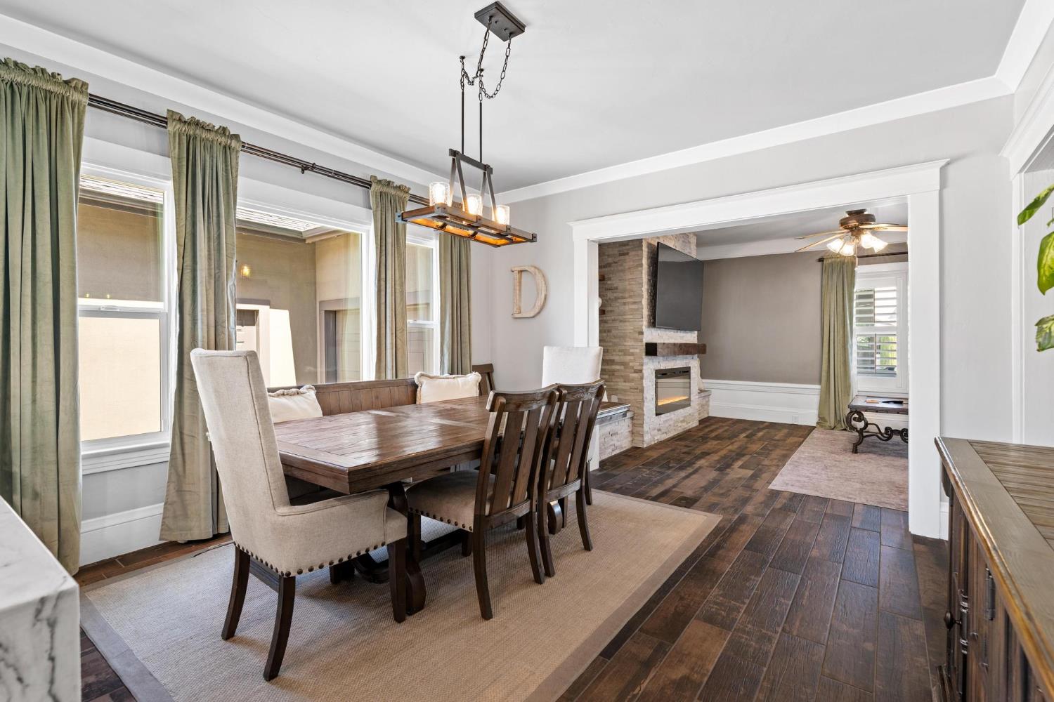 747 Palm Ave, Ripon, CA 95366