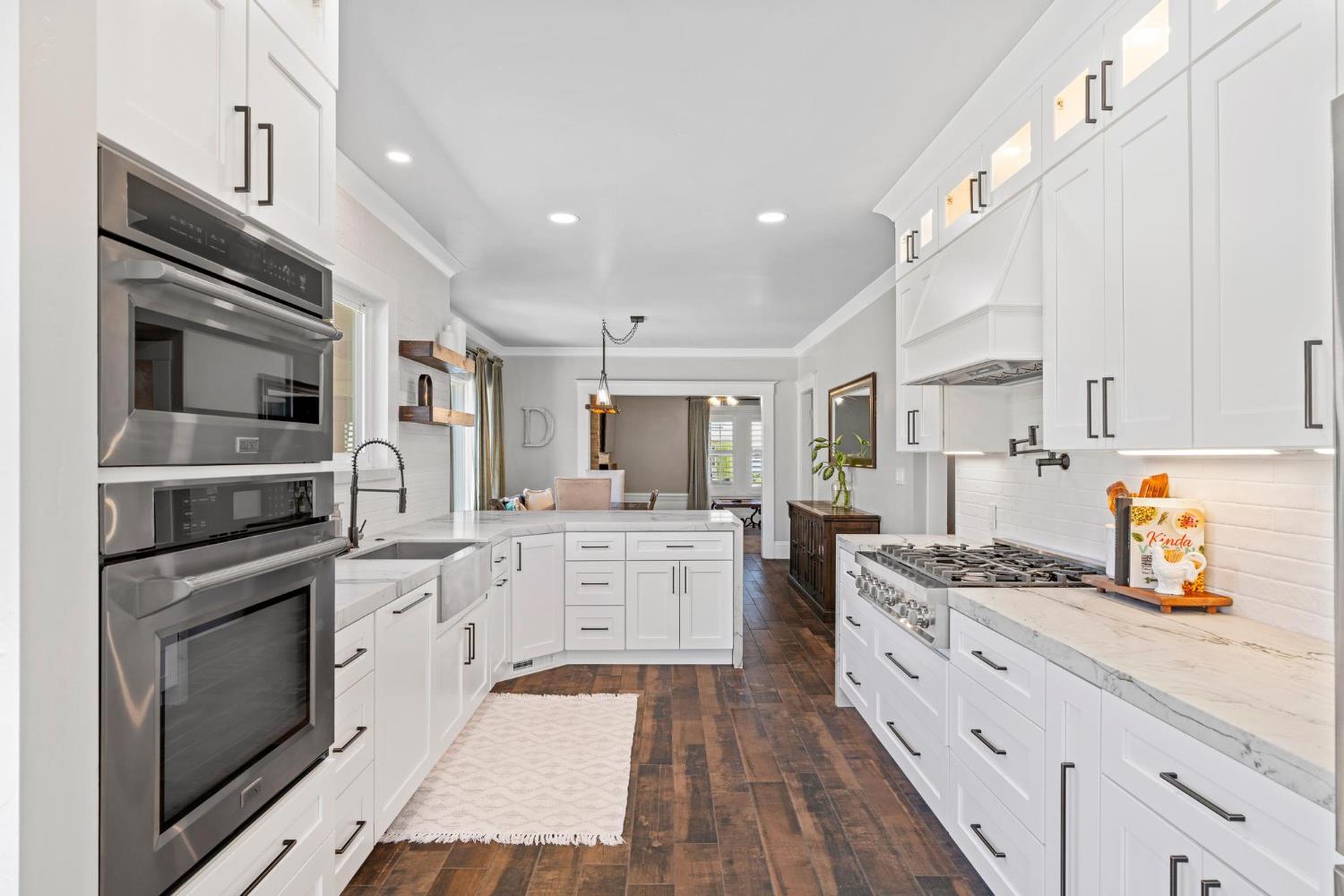 747 Palm Ave, Ripon, CA 95366