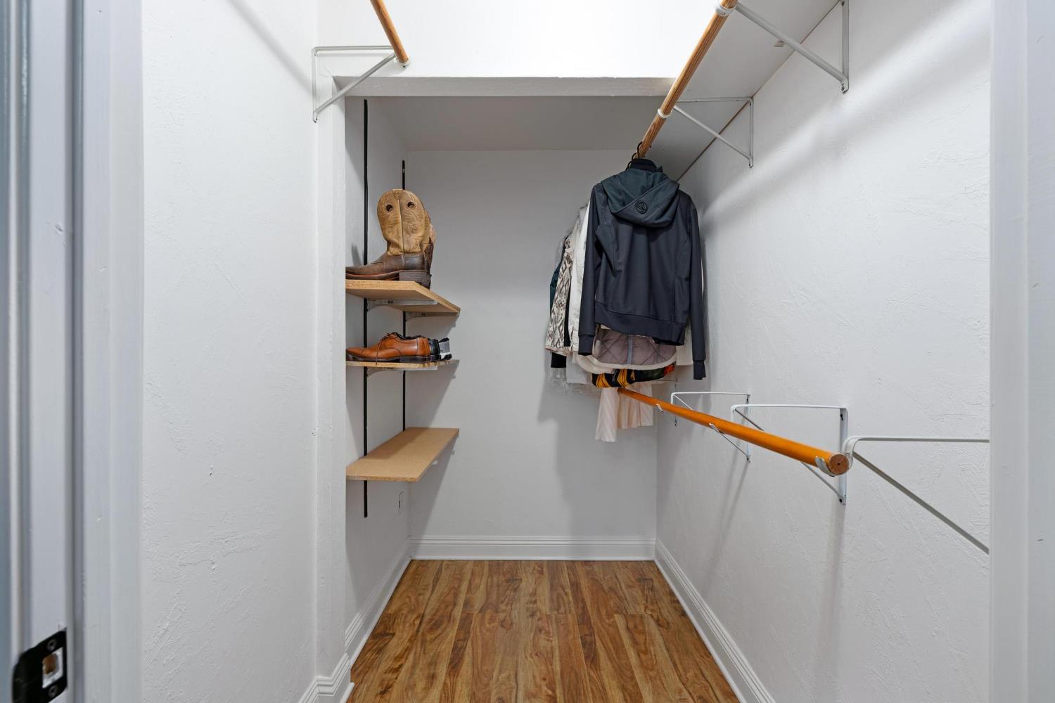 747 Palm Ave, Ripon, CA 95366