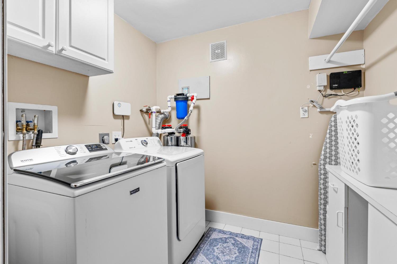 747 Palm Ave, Ripon, CA 95366