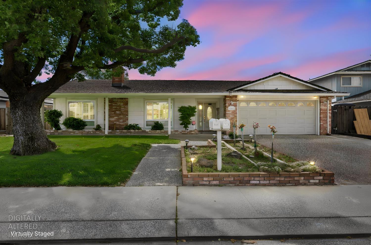 1018 E Edison, Manteca, CA 95336