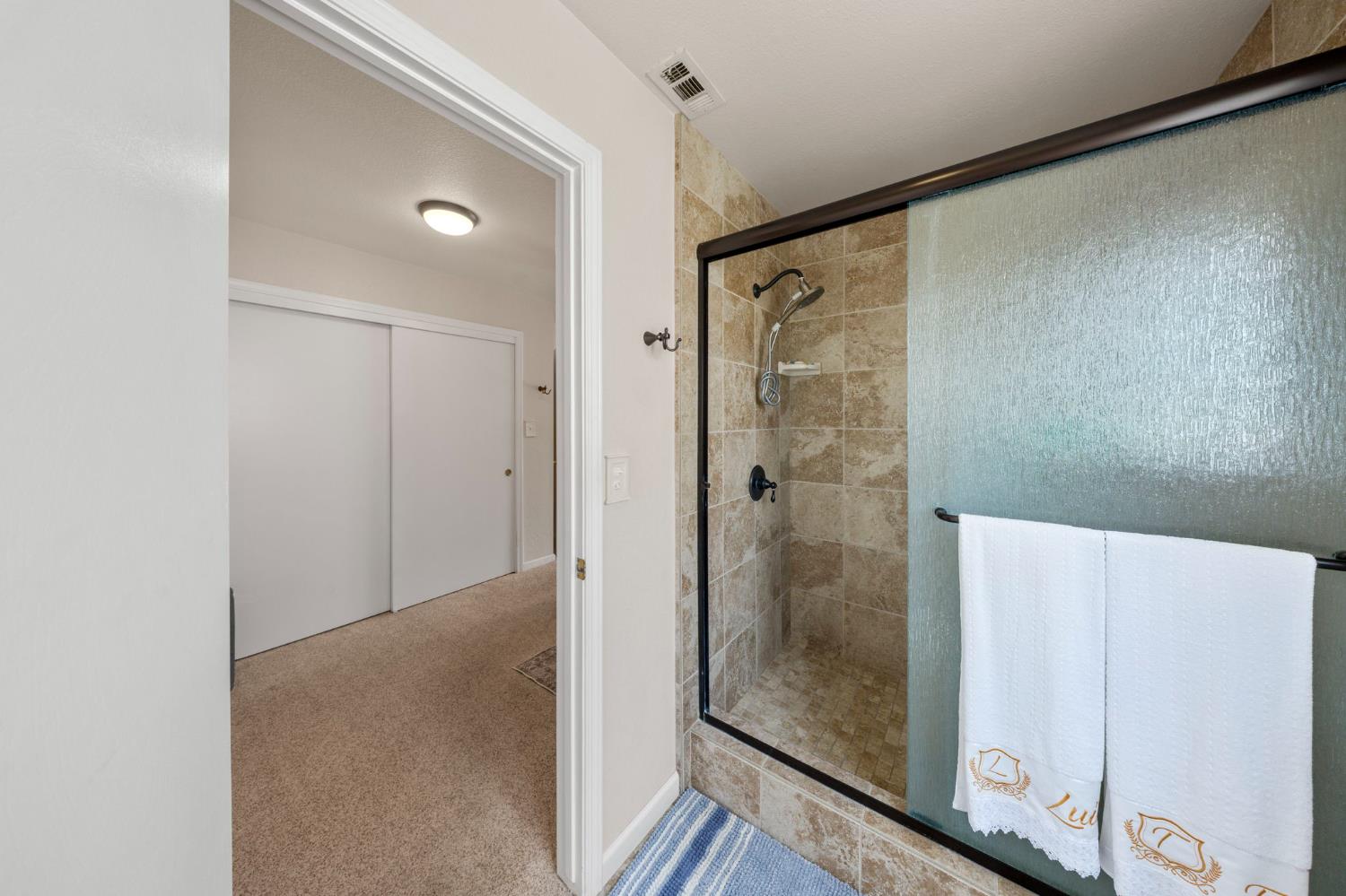 1018 E Edison, Manteca, CA 95336