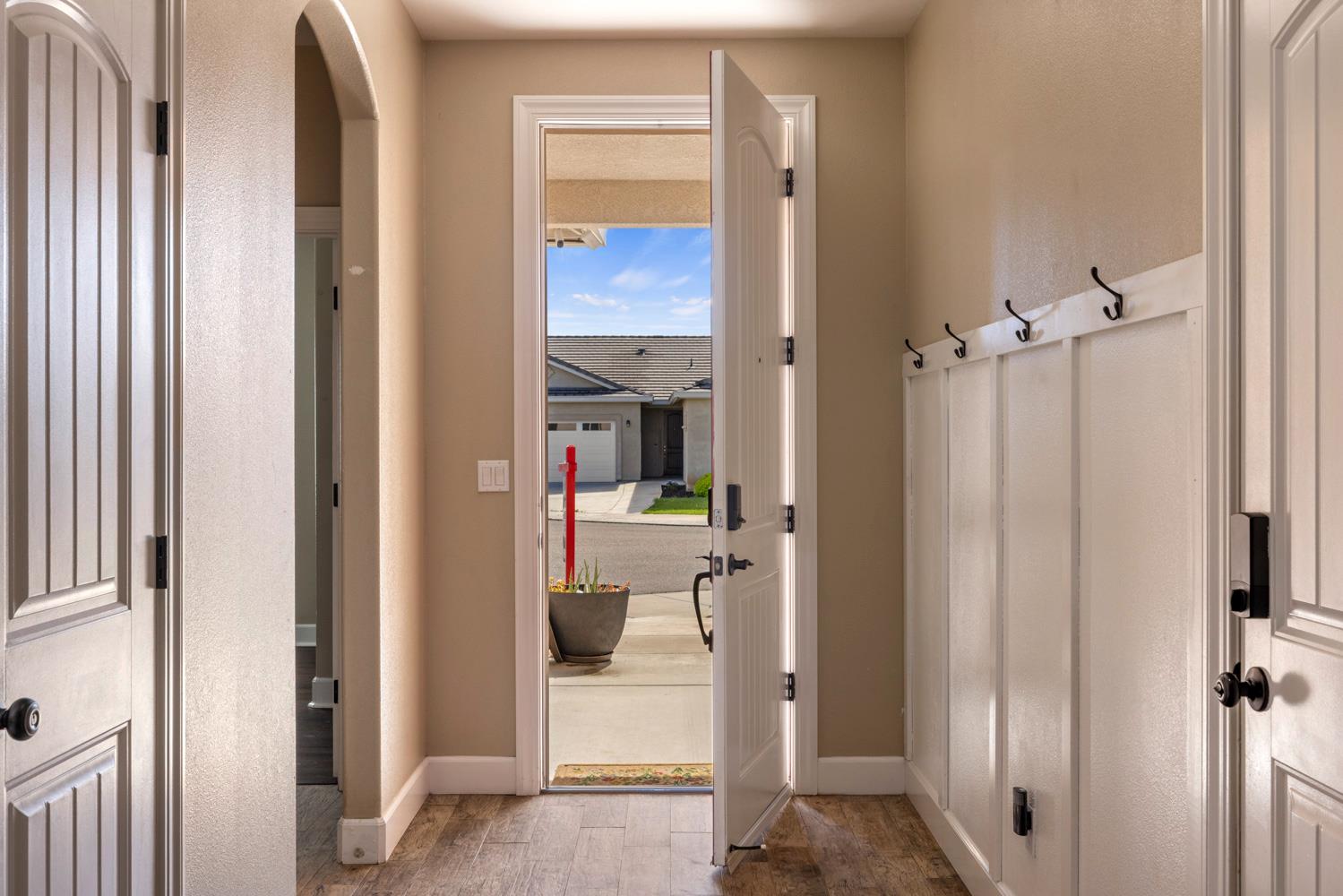 4043 Wood Creek Ct, Merced, CA 95348