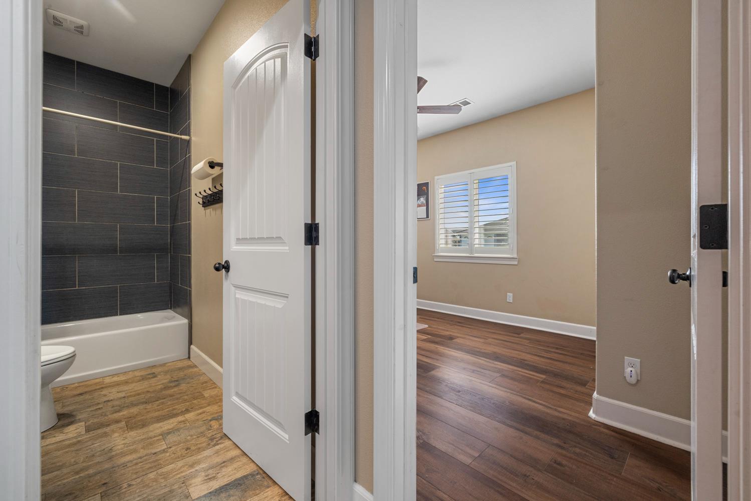 4043 Wood Creek Ct, Merced, CA 95348