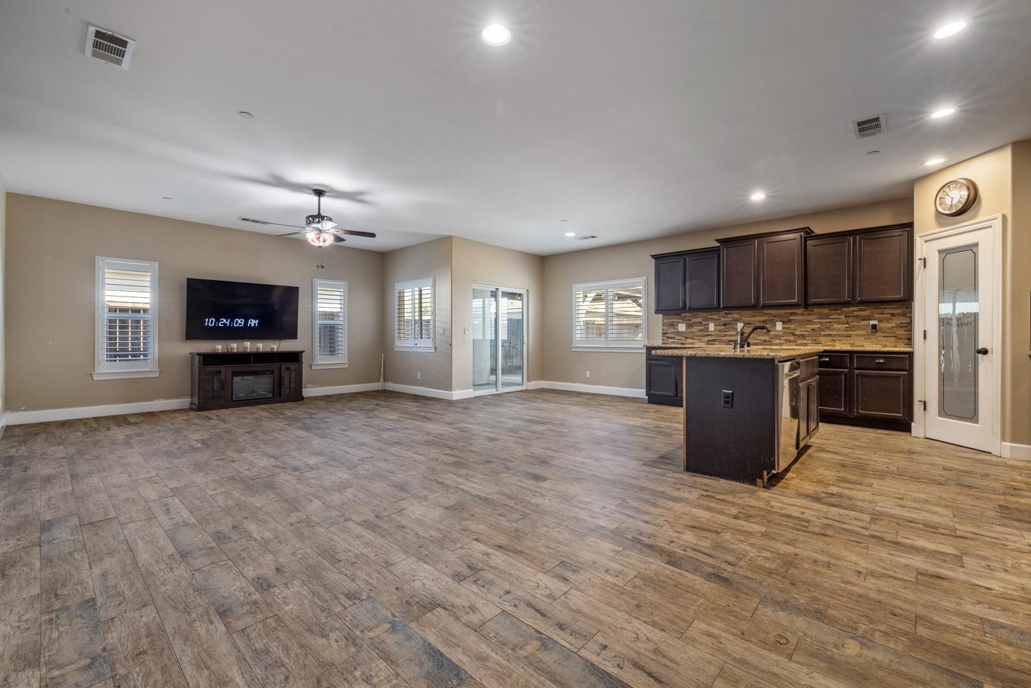 4043 Wood Creek Ct, Merced, CA 95348