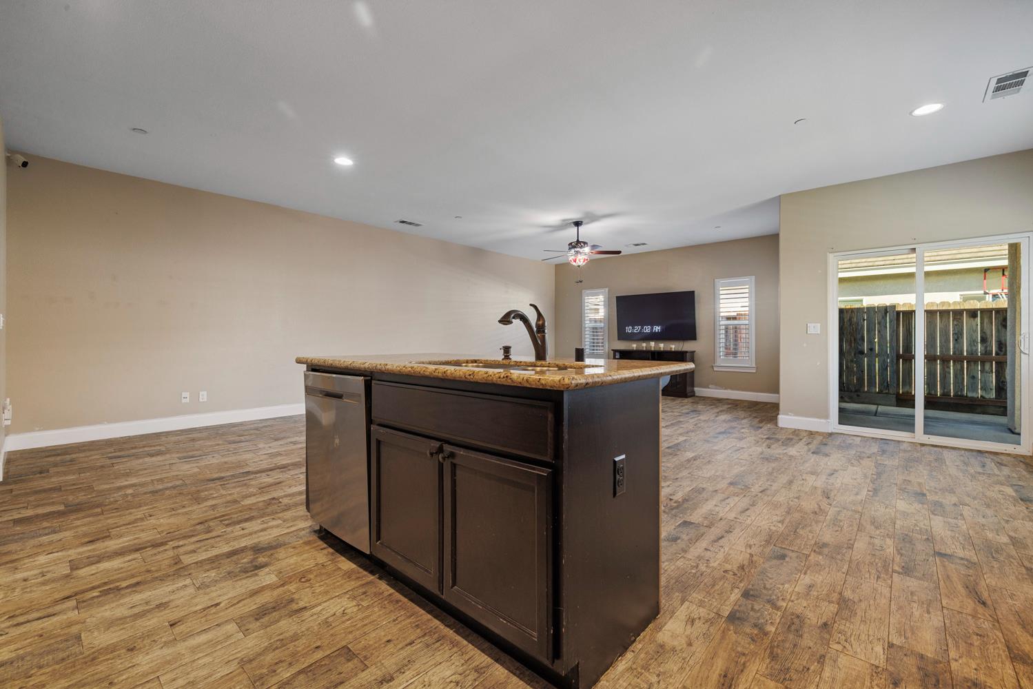 4043 Wood Creek Ct, Merced, CA 95348