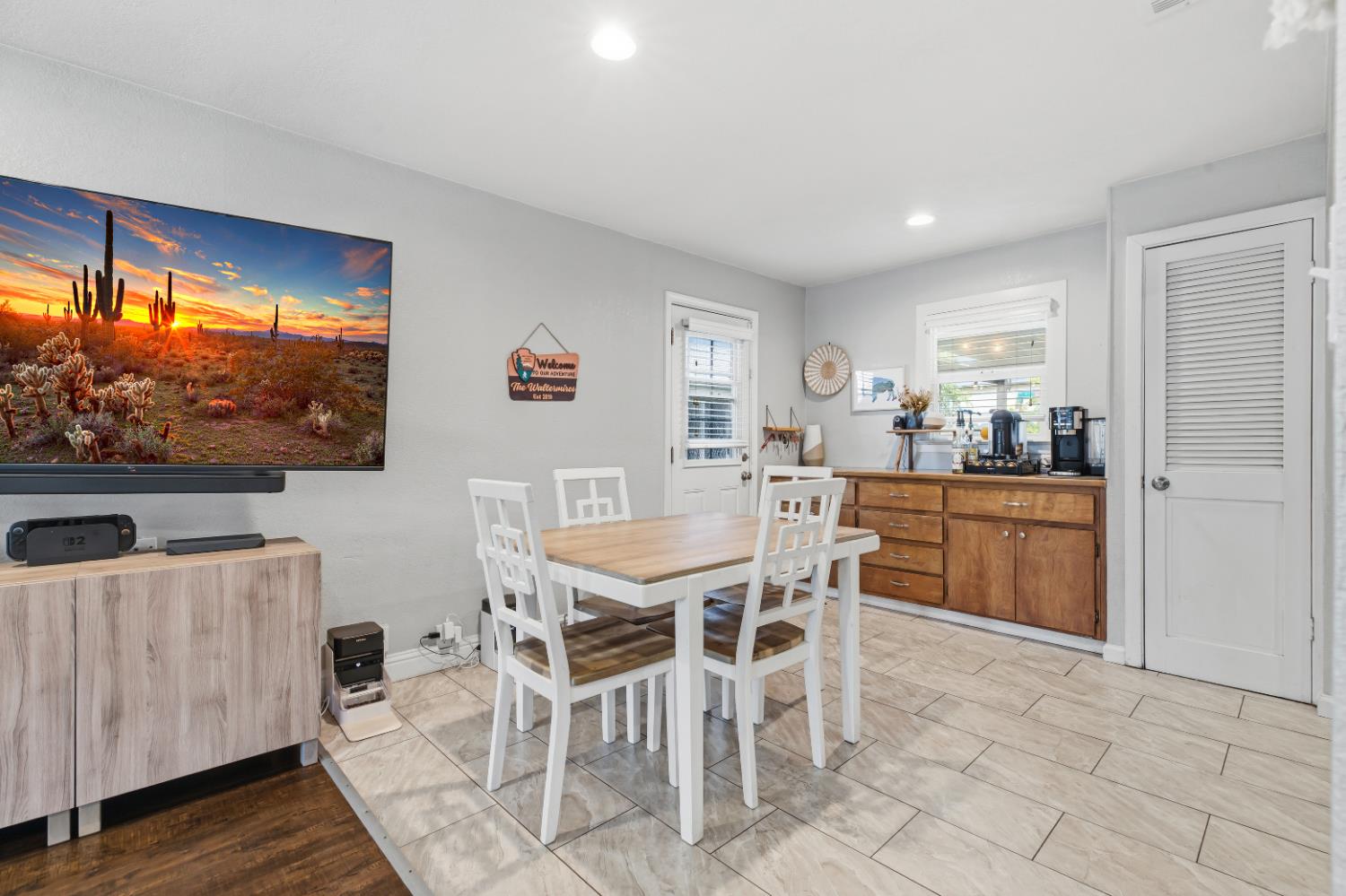 1006 Magnolia St, Oakdale, CA 95361