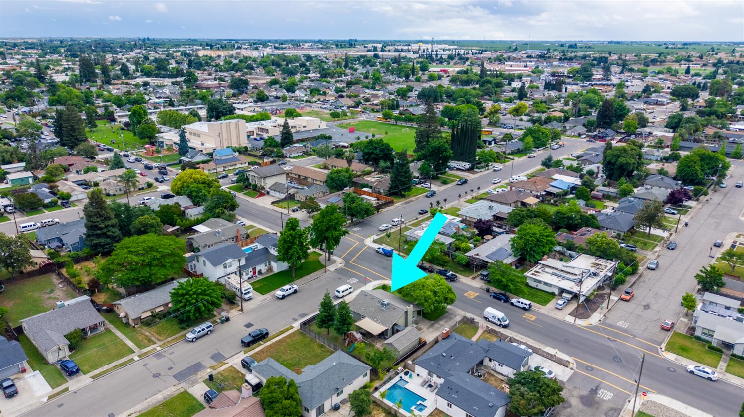 1006 Magnolia St, Oakdale, CA 95361