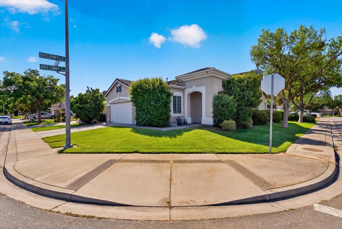 3400 Sleepy Hollow Ln, Modesto, CA 95355