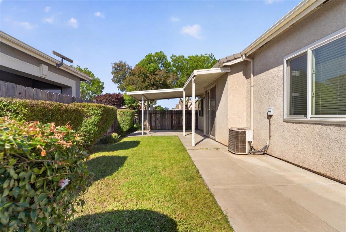 3400 Sleepy Hollow Ln, Modesto, CA 95355