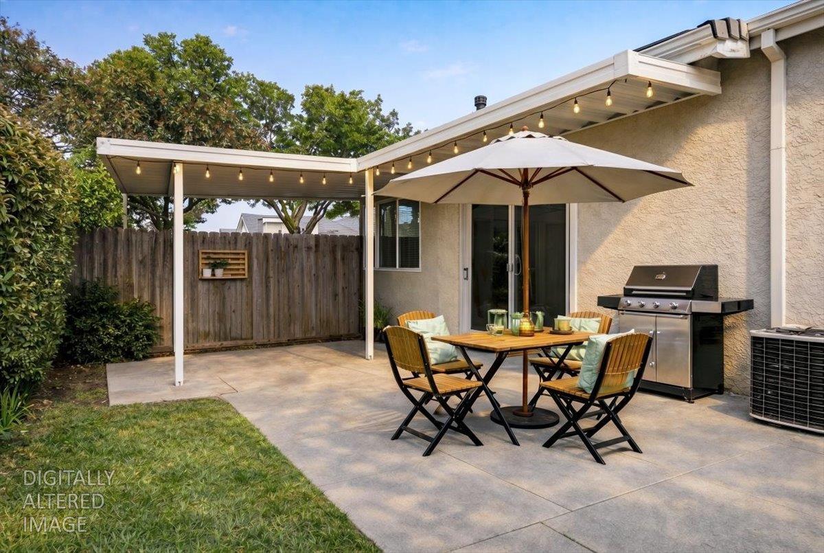 3400 Sleepy Hollow Ln, Modesto, CA 95355