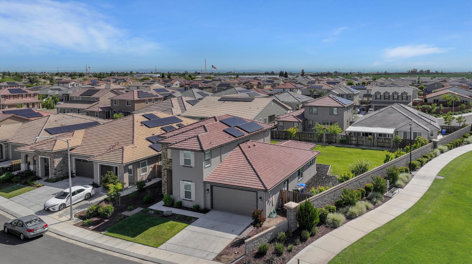 1898 Sanza Rd, Manteca, CA 95337